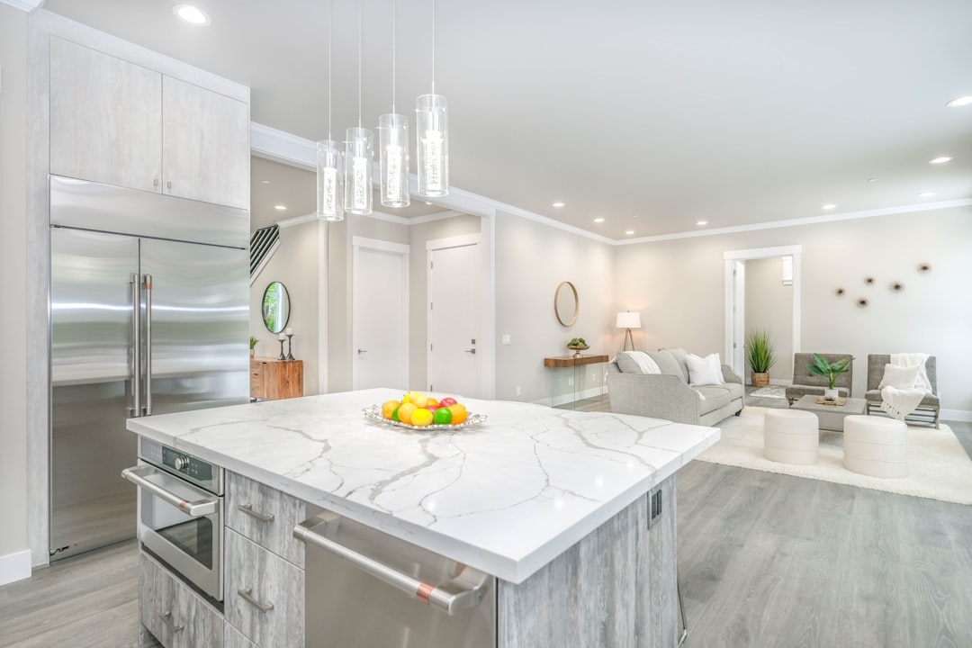 Maximizing Curb Appeal: How Home Staging Enhances First Impressions